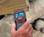 Check firewood for Moisture Content to make sure it's ready to burn
